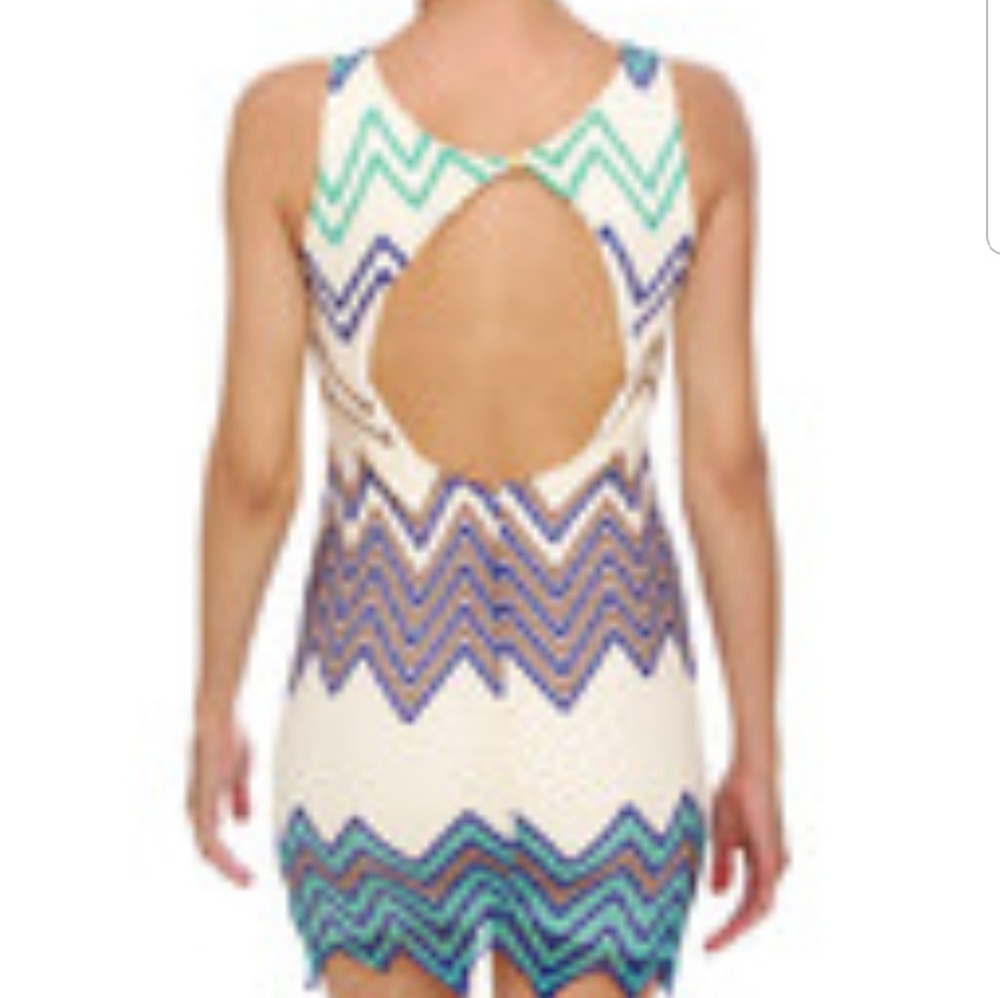 Chevron Print Dress - Picture 2 of 3